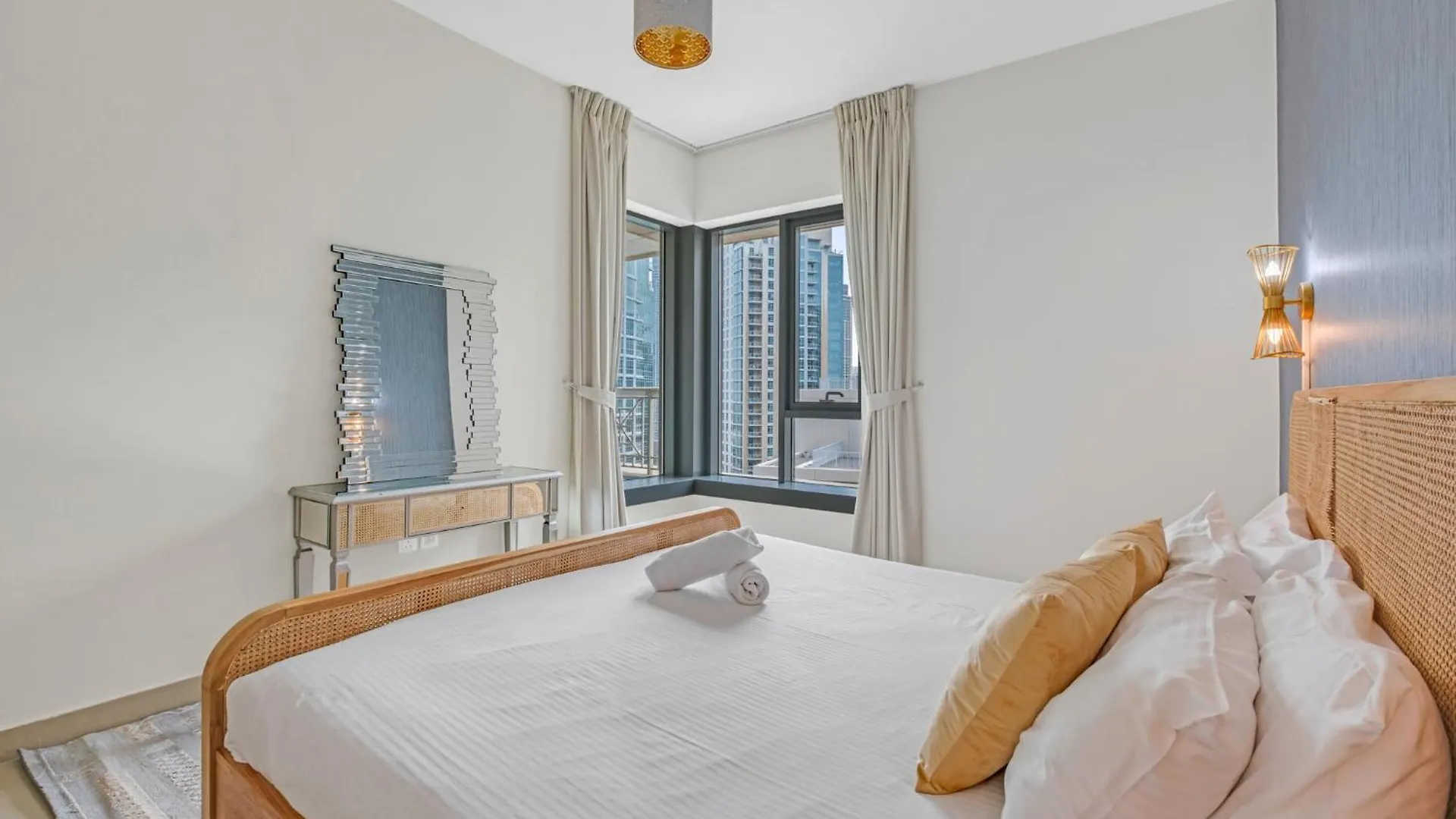 Apartment Bella Vista - 29 Boulevard Downtown Burj Khalifa Dubai