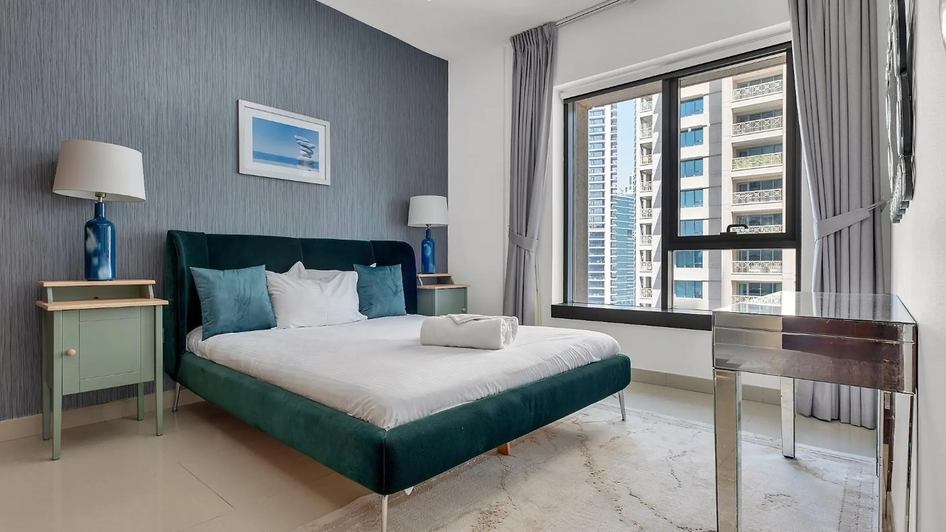 Bella Vista - 29 Boulevard Downtown Burj Khalifa Dubai Apartment